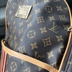 Meet your Posher, Daemeon